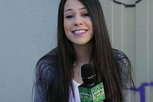 16美女裸体㊙️麻豆