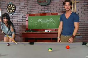 手指插屁股里视频