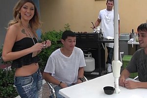 浪妇xxxx高跟鞋交