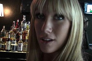 亚洲婷婷激情调教你